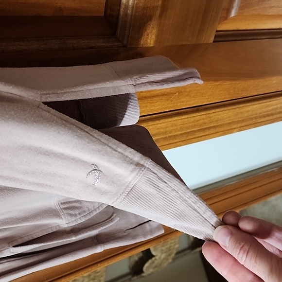 Pure Barre Top - Picture 2 of 3